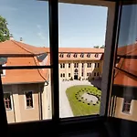 Schloss Weimar 3* Ettersburg