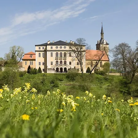 Hotel Schloss Weimar 3*