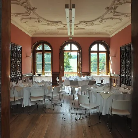 Schloss Weimar 3*