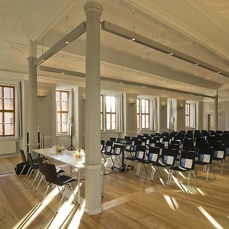 Schloss Weimar 3* Ettersburg