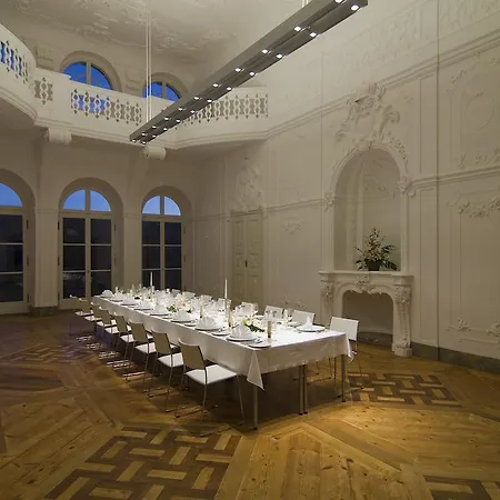 Schloss Weimar 3* Ettersburg