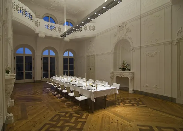 Schloss Weimar 3* Ettersburg