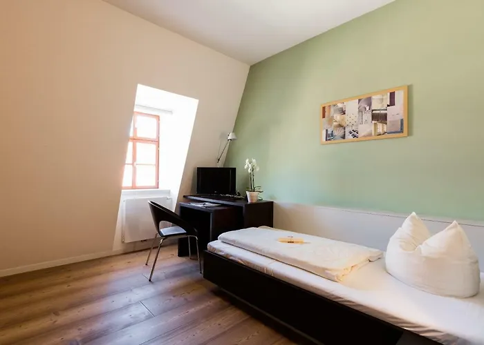 Otel Schloss Weimar 3*